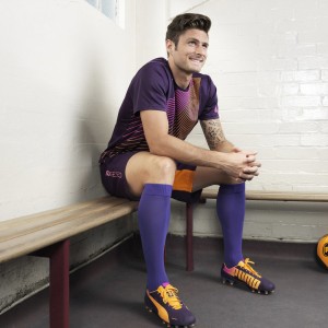 开云体育 kaiyun sports-“逆境中的王者：车手在极端天气下的硬仗”