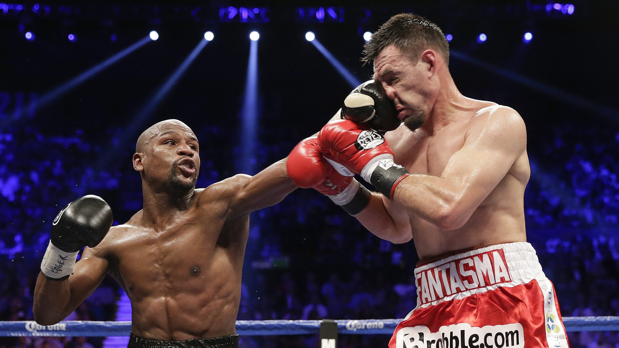 球还在滑，瑞士球员先庆祝！神级预判引热议，瑞士队预选赛成绩